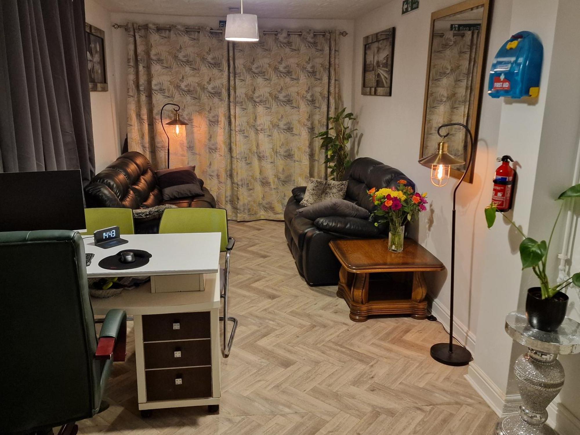 Steyn Guest Lodge Хай Уикъмб Екстериор снимка